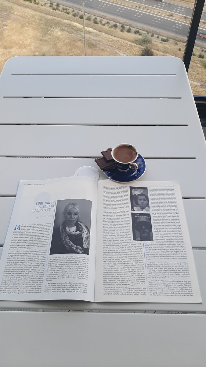 nurayalper1983's tweet photo. Geçtiğimiz sene bütün bir yazı Füruzan okumalarına hasrettim. Kayıp Kayıt @KayipKayit Dergisinin Temmuz-Ağustos sayısında (34) o yazın izi var; "Füruzan'ın Ezilenleri Çağıran Sesi" 
Ama burası yaz değil bahar. 

Emekçilerimizi selamlarım. https://t.co/C0qBad9VAk
