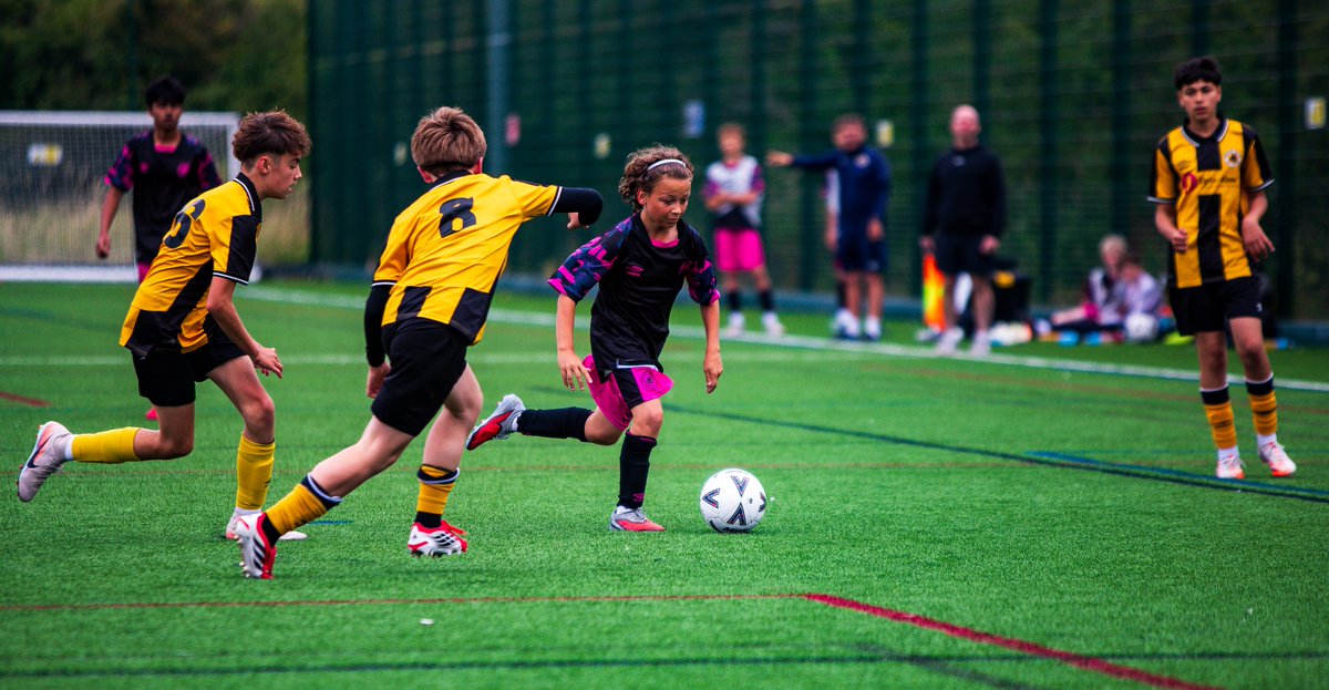 bufcacademy's tweet photo. 📸 MATCH ACTION | The first game snaps of pre-season - as the U14s Academy played host to our @BUCFC U15 Blacks team. 

🤝Academy sponsored by Duckworth Jaecoo

#UTP 🧡🖤 https://t.co/FgKl7ybCAJ