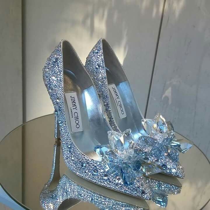 Auralyn0's tweet photo. Jimmy Choo https://t.co/XZ9W1gfjyD