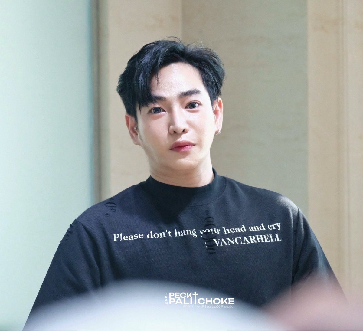 PhotoXPeck's tweet photo. 1 ปีเต็ม ที่ไม่ได้เห็นหน้าผู้ชายคนนี้ ตัวเปนๆ ตัวจริงๆ เสียงเค้าจริงๆ
งานสุดท้ายที่ไดเห็นผลิตคือ  Asian Top Awards วันที่ 19 กรกฎาคม
วันนี้ไม่มีน้ำตา มีแต่ความรักเข้าตา
@peckpalit 
#เป๊กผลิตโชค
#PeckPalitchoke https://t.co/Z6qr4H4yst