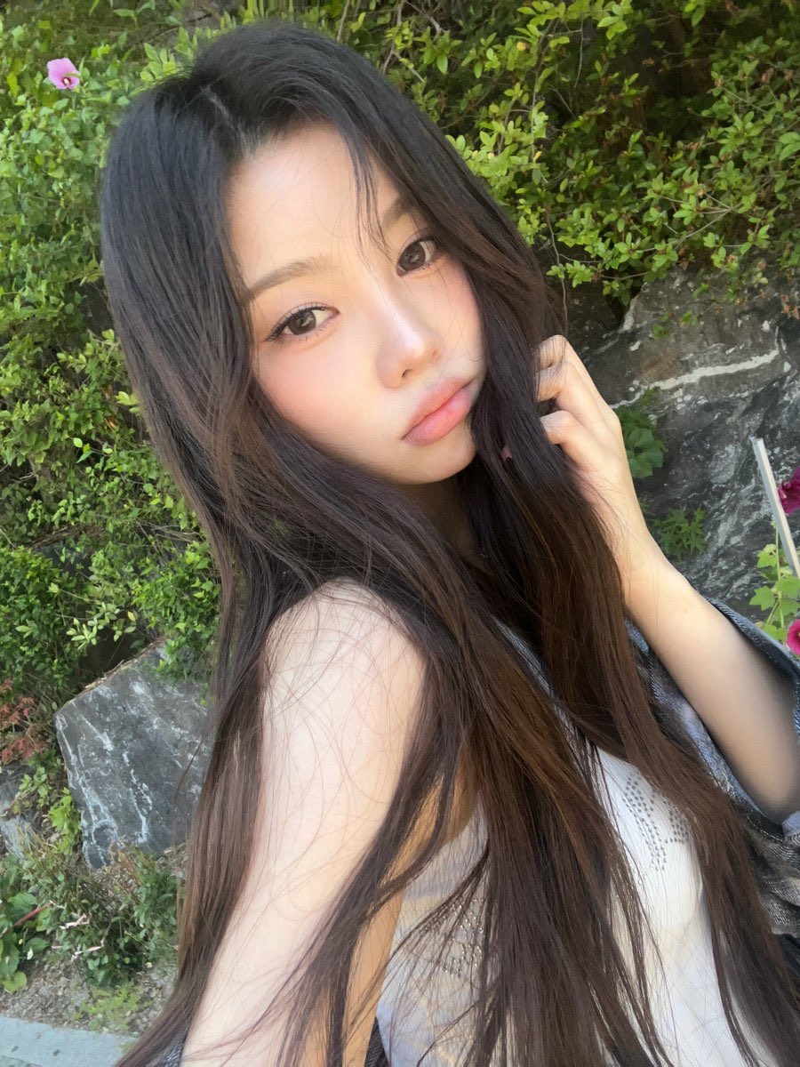 s Ⳋᰍ tweet media