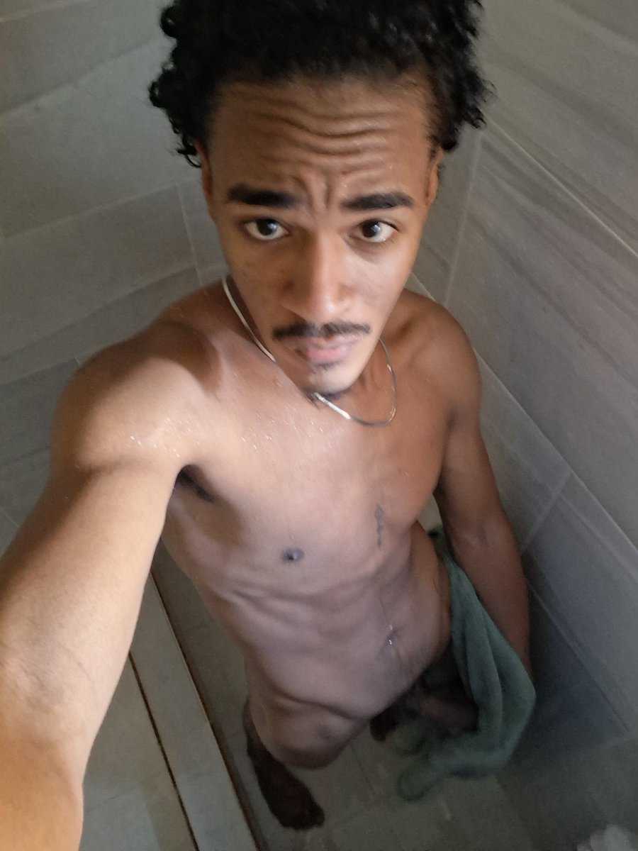 Luo_luijo's tweet photo. Ven a bañarte conmigo 🥵 hace calor

Chudai 🥵😈 https://t.co/cJ1NjFGMNR