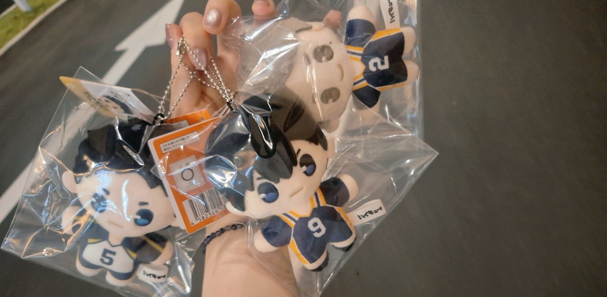 HQ_884's tweet photo. 🏐ハイキュー!!垢です
🏐成人済み(24)
🏐地雷なし　夢/腐思考 理解あり🙆‍♀️
🏐同担さん・他担さん大歓迎🙆‍♀️
🏐ぬい撮りします🧸📸

アイコンの佐久早ぬいはﾊﾝﾄﾞﾒｲﾄﾞです🪡
にとたんサイズの佐久早ぬいが欲しくてつい...👉👈

#ハイキュー好きな人と繋がりたい
#ハイキュー好きさんと繋がりたい https://t.co/vIme2gLOts