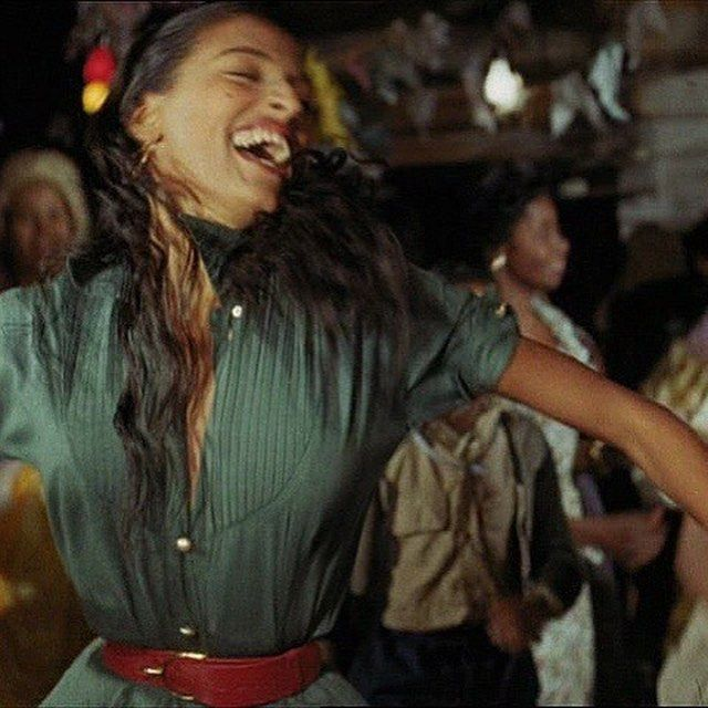 145k4's tweet photo. nolan's odyssey has reminded me of black orpheus (1959), the myth of orpheus and eurydice set in rio de janeiro during carnival. one of the most visually exciting movies i've ever seen https://t.co/HjejV8CCJJ