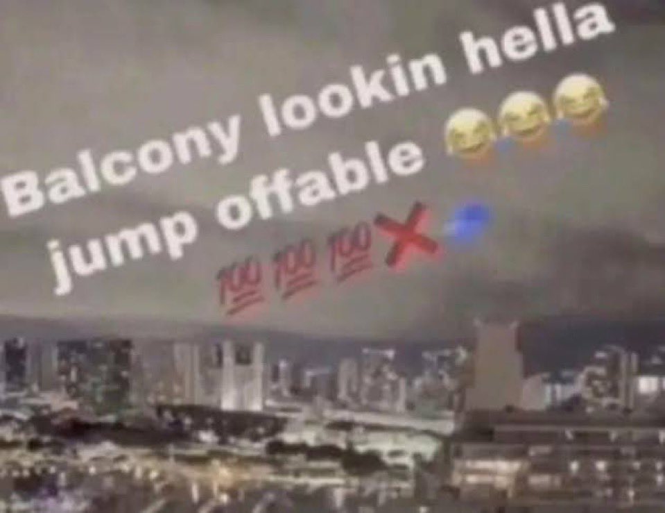 jinminify's tweet photo. i cant even watch this fuckig live anymore what did paris do to deserve this . https://t.co/jss6SJhJaz
