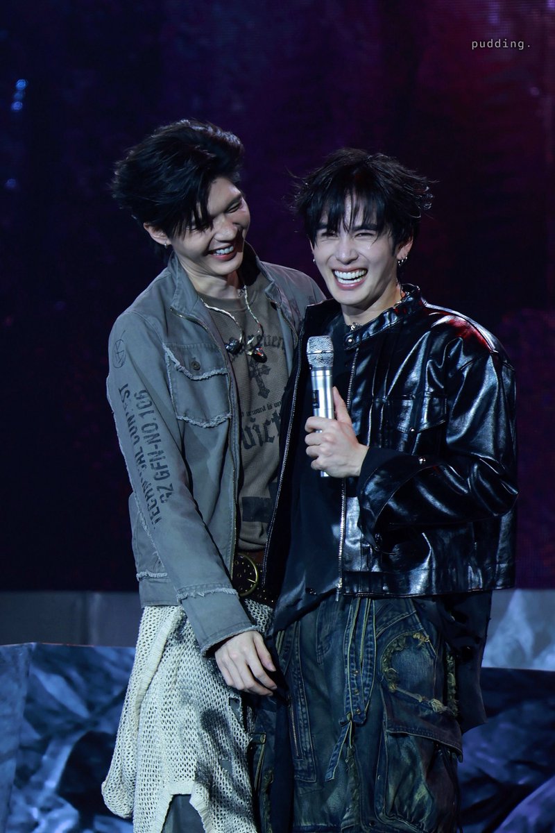 puddingpalette's tweet photo. พี่น้องคู่นี้วันนี้เก่มมากก ❤️🔥 รอคอนแจสเป้อนะคับพี่อู๋น้องต้า 😍
PERTHSANTA ONE TASTE
#PerthSantaConcertD1
#aou_tnbknr #santapp https://t.co/vU3dL4nGMc