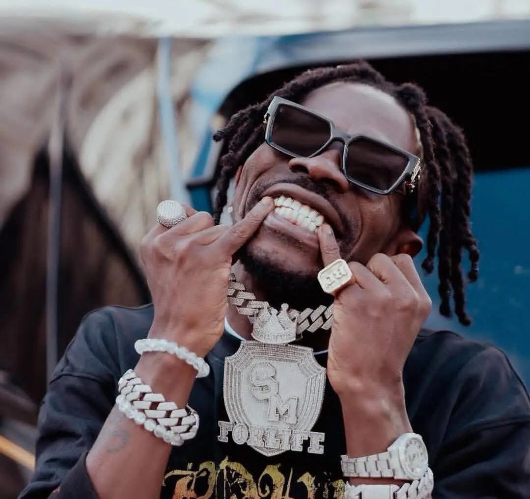 WebkidAfrika's tweet photo. Even in my next world, I’ll still choose you  Godfather SHATTA WALE 👑. 

#AfricanKingAlbum https://t.co/cxS4ba35Ws