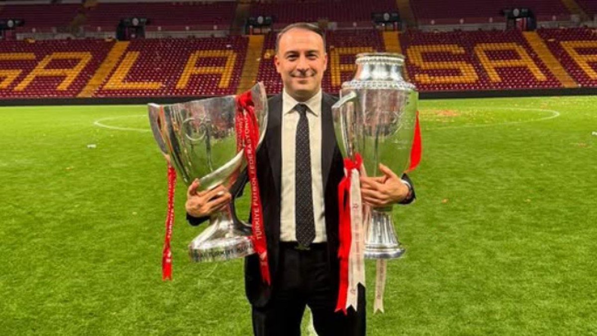 gkhndinc's tweet photo. Galatasaray'ın küme düşürülmesini bekleyenler, soruşturmanın devamını beklesinler. Yazdıklarını silmek için sıraya geçecekler. Hangi yıllarda hangi maçlara oynanmış? Biraz sabır, acele işe şeytan karışır. https://t.co/jVK9M7BlmC https://t.co/LCgaLH79nY