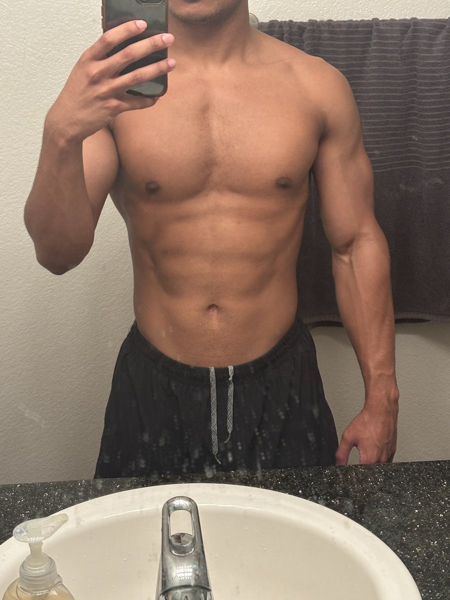 horny college guy tweet media