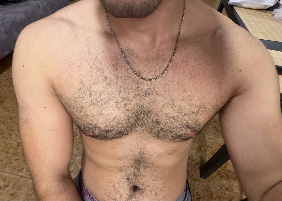 Daviddacamara23's tweet photo. Pelos

#hairy #chest #body #men #gay https://t.co/OyiKuMvkpO