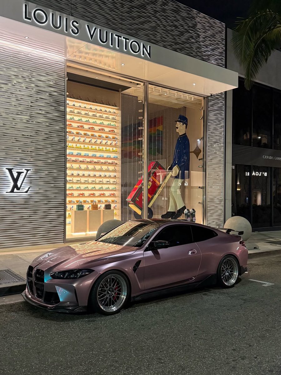 TheAutoHub's tweet photo. G82 M4 Comp https://t.co/YjizFKtVJ2