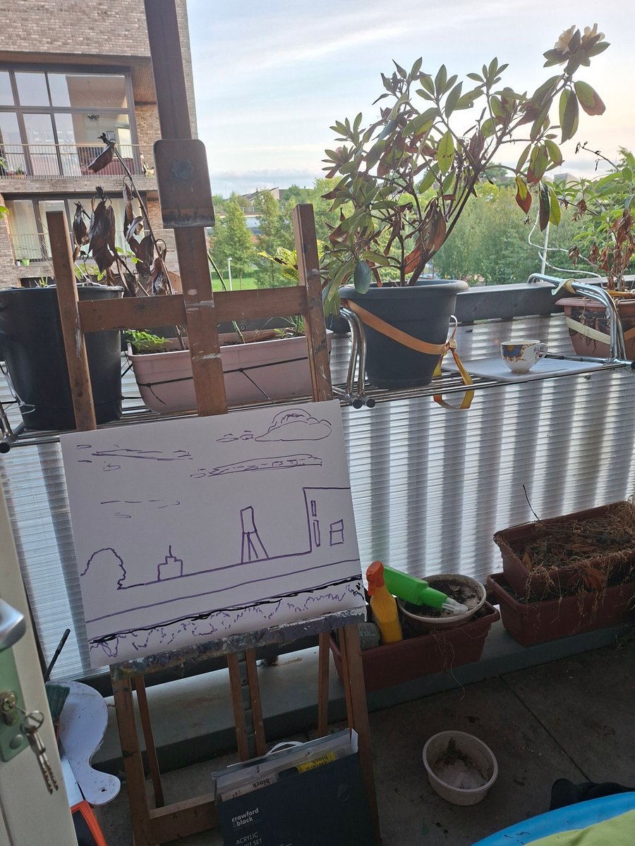 LuisMagill's tweet photo. Meanwhile back in the canvas head line leads to paint and recalibration of the senses. https://t.co/Gtgxlku94I
