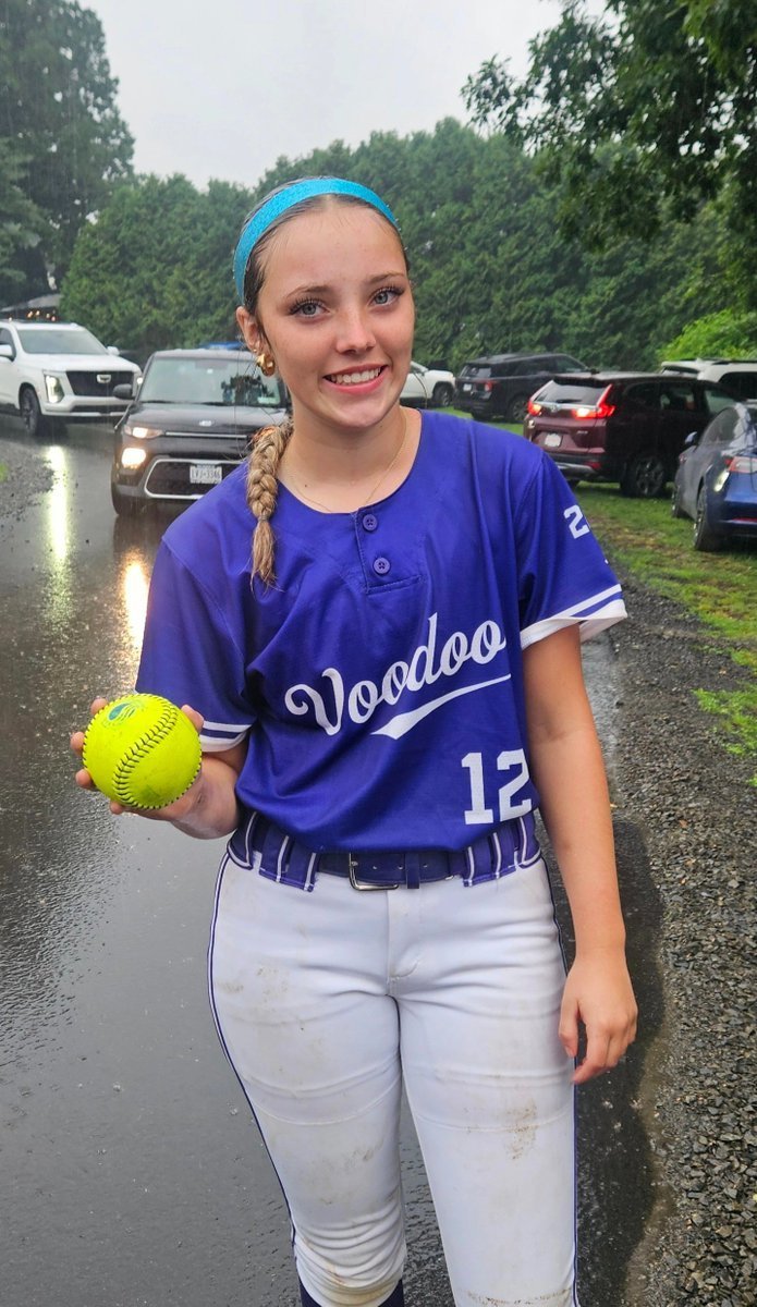 AddisonWaldo29's tweet photo. Day 2 of @USAElite_Jen Northern Exposure Showcase!  Only got one game in before the rain started! Took the W and hit my first homerun of the season! 💣  
Back at it tomorrow!
@16uVoodoo @VoodooSBRecruit @DirectRecruits @TopPreps @SBRRetweets @CoastRecruits @TOP_D1RECRUITS @247recruiting @gatorjack72 @gobigrecruiting @SoftballRecruit @RecruitingSBall @ExpoRecruits @DiamondAddicts