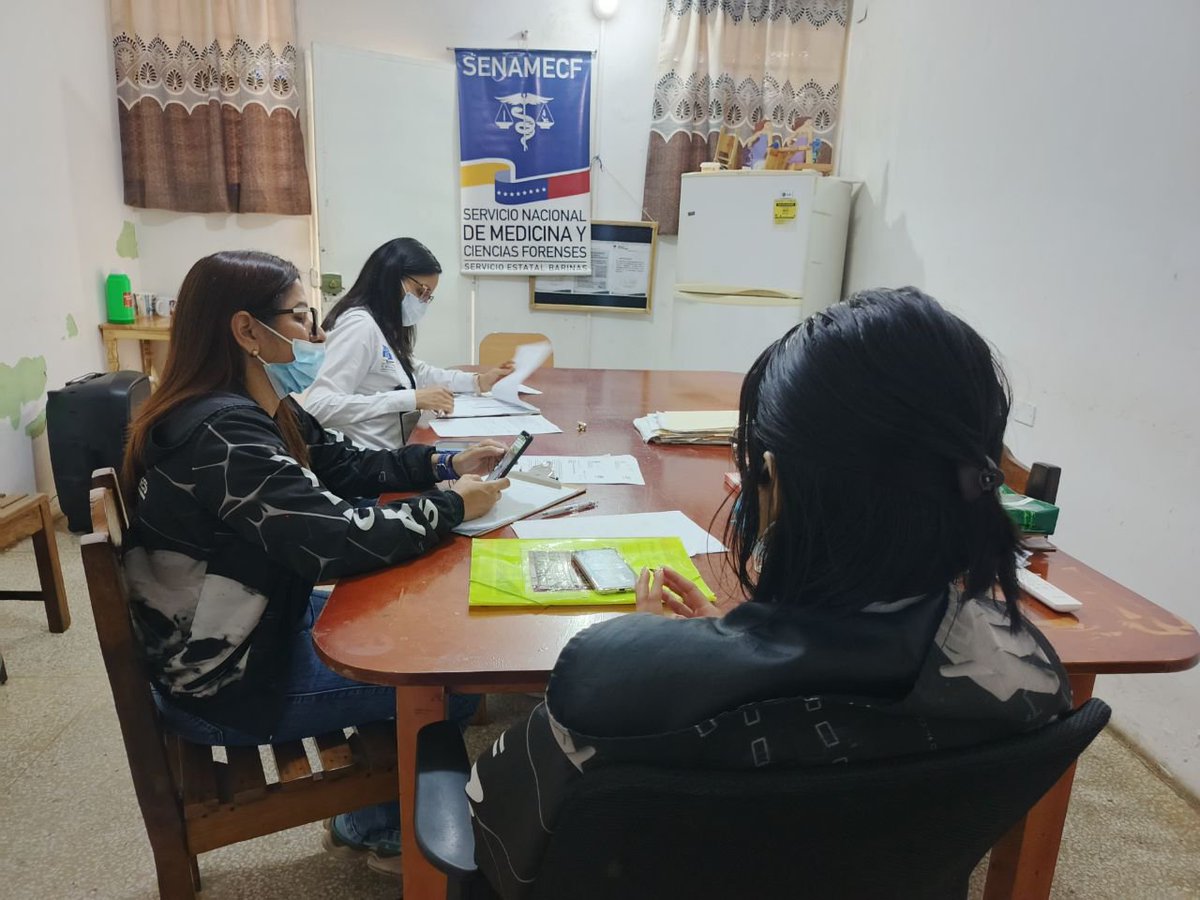 SENAMECFBarinas's tweet photo. En el marco de las políticas de humanización del sistema penitenciario y optimización de la justicia penal, funcionarios del  #Senamecf del estado Barinas participan de una jornada de solidaridad integral dirigida a la población penitenciaria del Internado Judicial de Barinas. https://t.co/dndci3XHMp