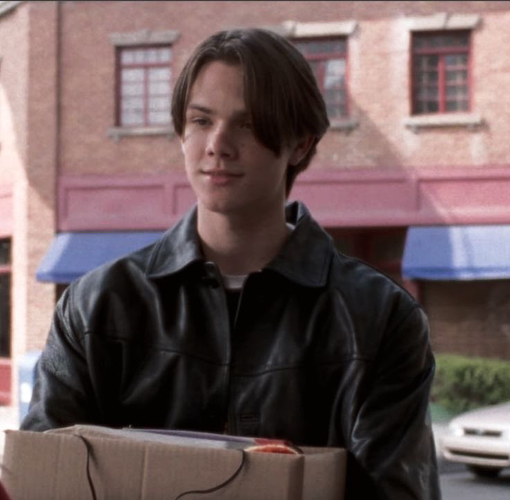 TheCinesthetic's tweet photo. Happy 44th Birthday to Jared Padalecki! https://t.co/w8efPjgZBG