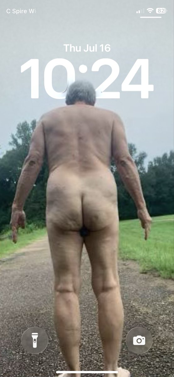 YejamesMe's tweet photo. Do you like James’ ass? #ass #butt #James #naked #fag https://t.co/IYnLGzxf3P