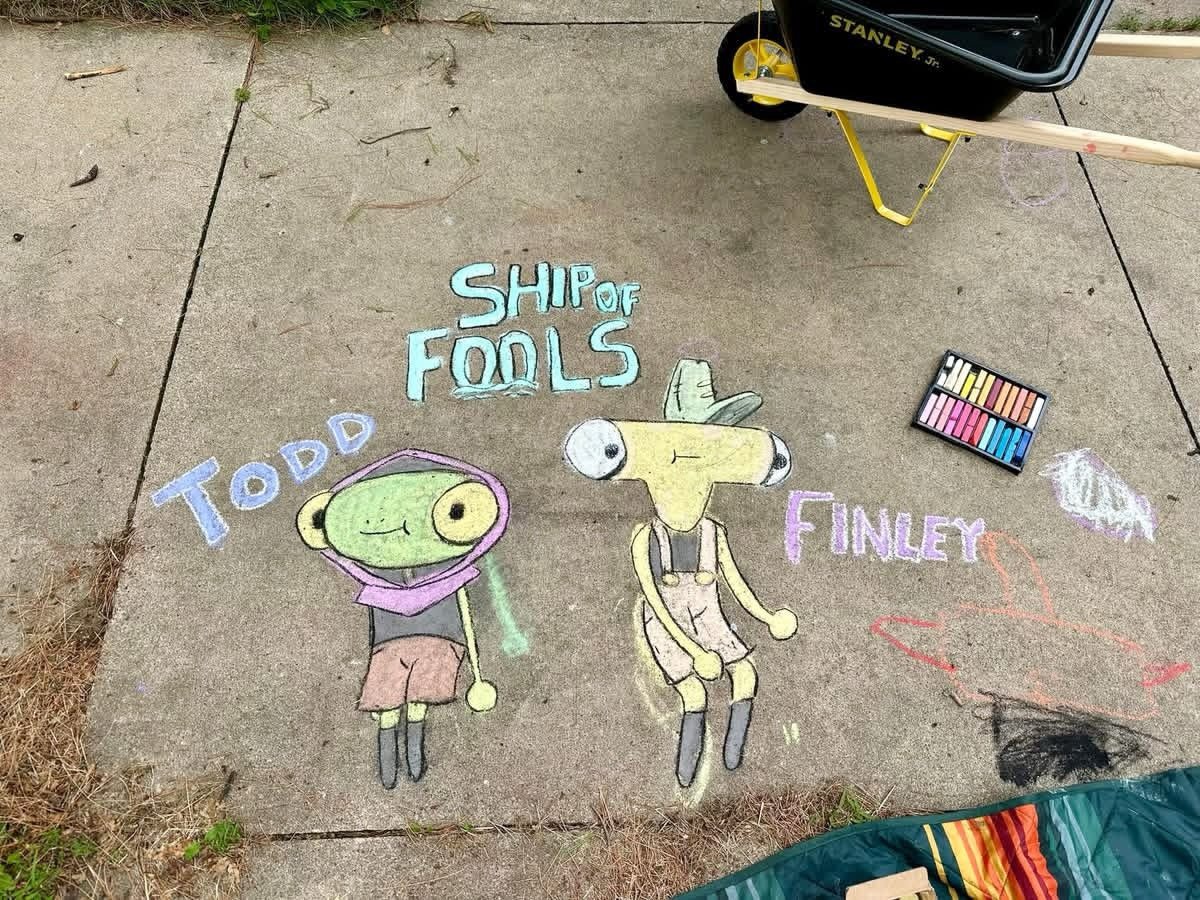 jalarsen1979's tweet photo. Every drawing is a reminder that creativity can brighten even the simplest places. Never stop creating. 🌈❤️ https://t.co/fgSM56vkiZ