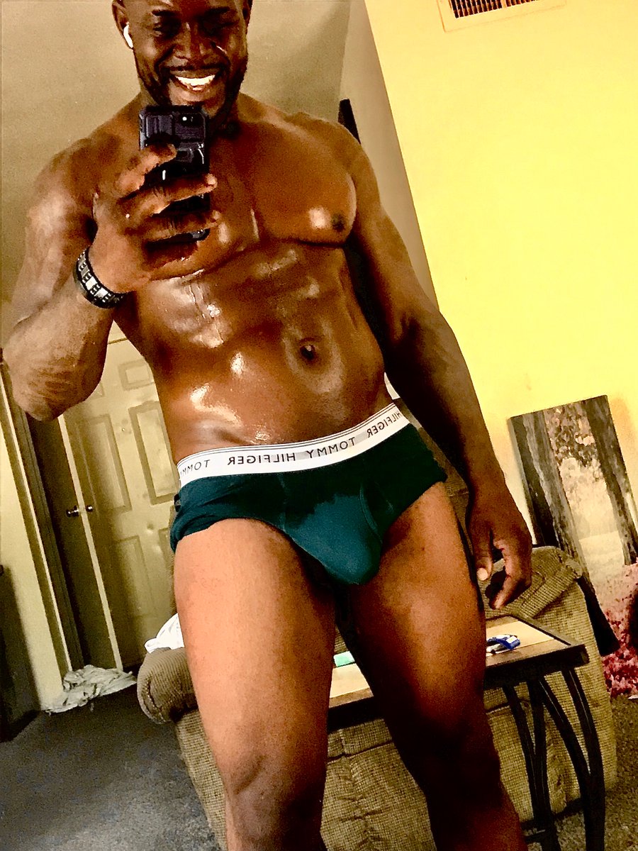 DtownBoog's tweet photo. Do y’all see any growth yet🤭🤭🧐⁉️ https://t.co/f4y1Fi6Izj