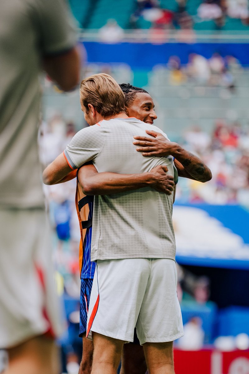 musialise's tweet photo. they needed this reminder of how blessed they are back at their club 😭😭 there is pure relief in michael's smile like https://t.co/3bDsEhjXUM