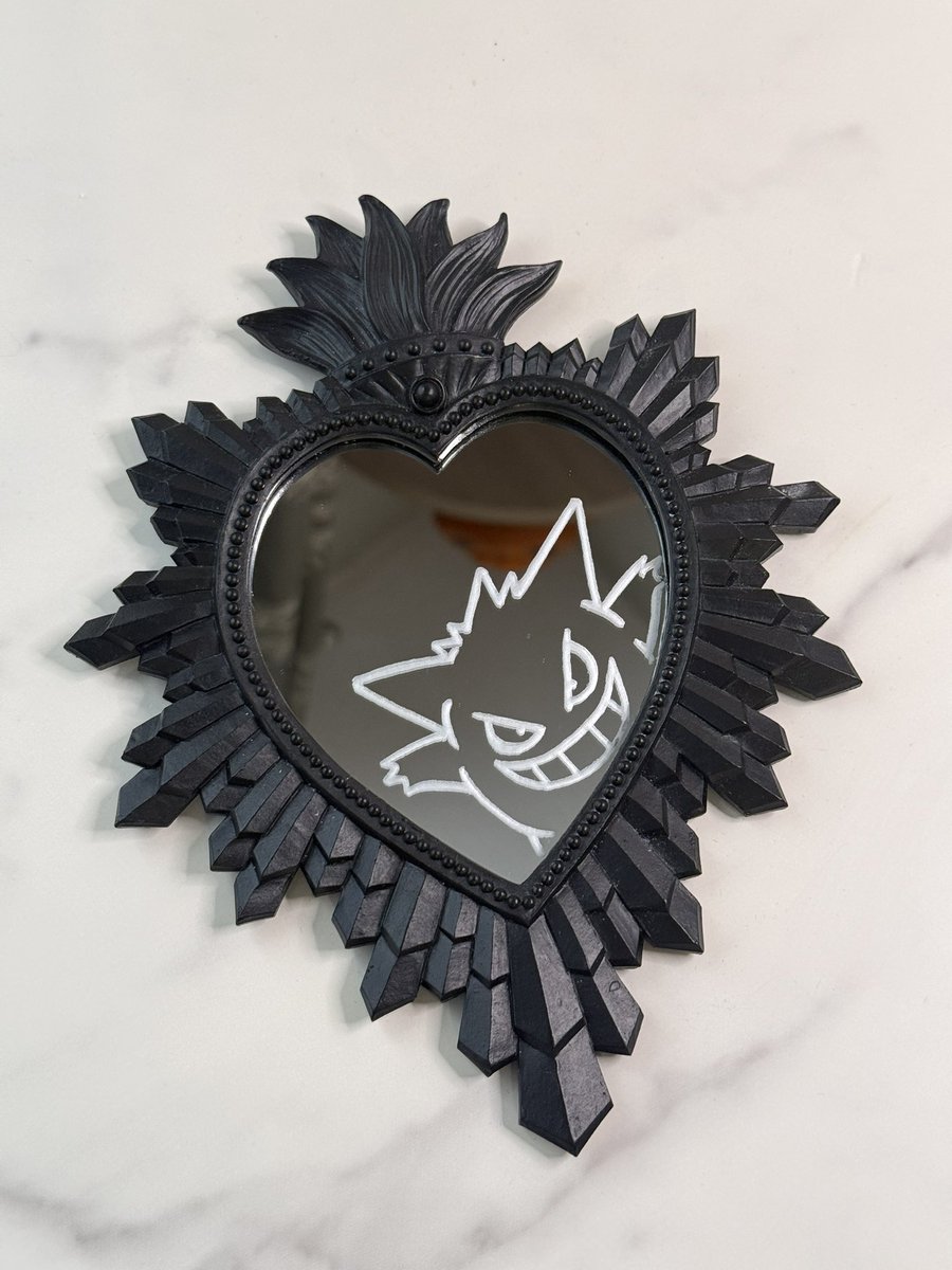deadringxr's tweet photo. Gengar - Hand engraved. 
Reserved. 

https://t.co/lGAuzBUpwG

#pokemon #gengar https://t.co/rxARhy87Mu