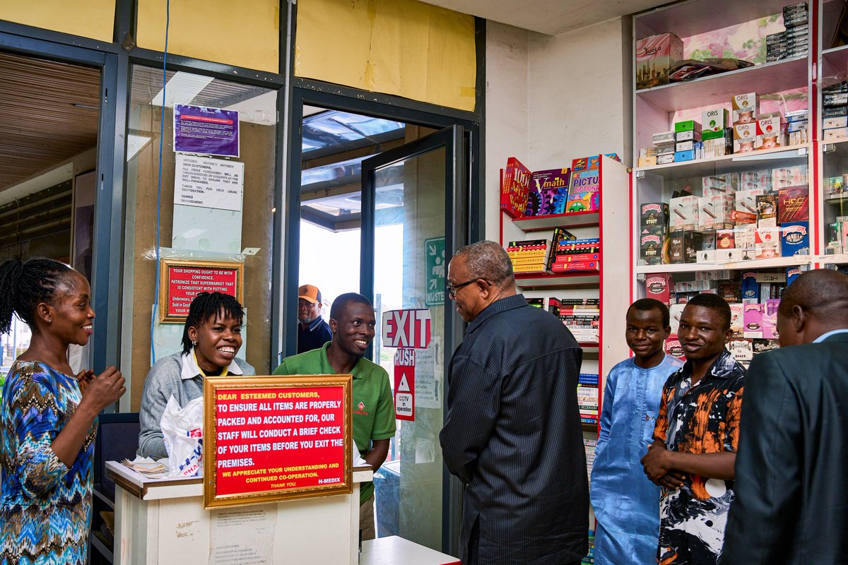 HarmlessHQ's tweet photo. Obi is saying he won the 2023 presidential election. And he's saying it with his full chest. 

But seriously, you can't even doubt him. Not after what happened in Rivers. 

But seriously, wetin make INEC off IREV?? https://t.co/ORL3jP7RlM