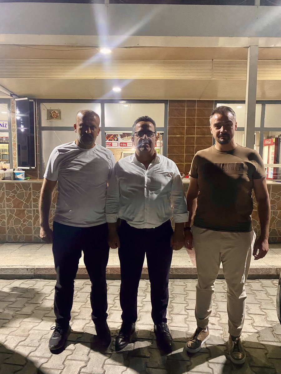 ErayErgun06's tweet photo. Çorum Sungurlu Belediye Başkan Yardımcısı Sn. Mehmet YETİK ve Kıymetli Dostum Hüseyin ASAR’ın misafiri oldum, ev sahipliklerinden dolayı kendilerine teşekkür ediyorum. https://t.co/Dh4s70oaWP