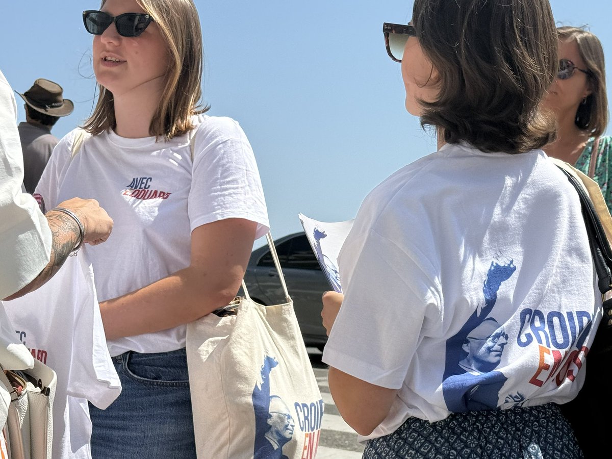 guillaumerichar's tweet photo. Très belle journée à #Guérande et #Labaule avec @C_MORANCAIS et @EPhilippe_LH pour entourer les @JeunesEdouard.
Une belle équipe de jeunes engagés dans leur Tour de France estival #avecedouard ! https://t.co/ooEu1nFSzB
