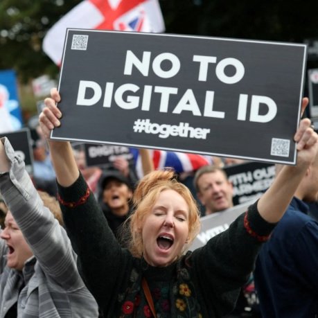 GlobalDiss's tweet photo. 🚨🇬🇧 DIGITAL ID SCRAPPED! 

Incoming PM Andy Burnham is officially dumping Keir Starmer's mass digital ID scheme on day one.

The incoming PM is set to ditch the controversial scheme and redirect the money toward everyday priorities, including the cost of living crisis. https://t.co/kNkSZm9SrC