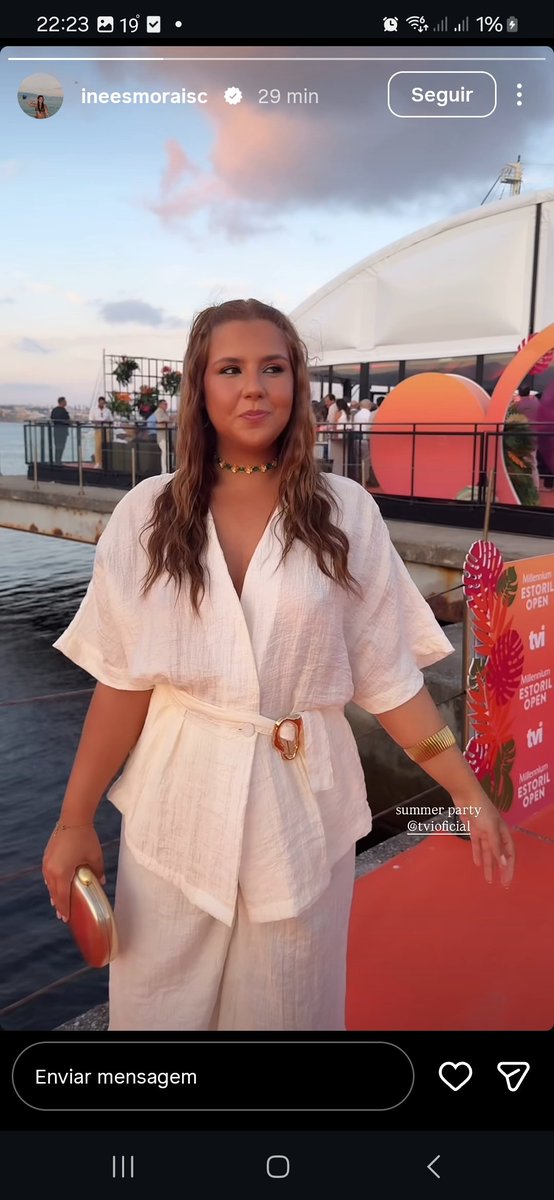 alexandrefigu09's tweet photo. A nossa Inês Morais 👑👑 A QUEEN CHEGOU E ARRASOU 👑👑 A boa mais boa #teamines #festadeveraotvi https://t.co/N1I2PljqvC