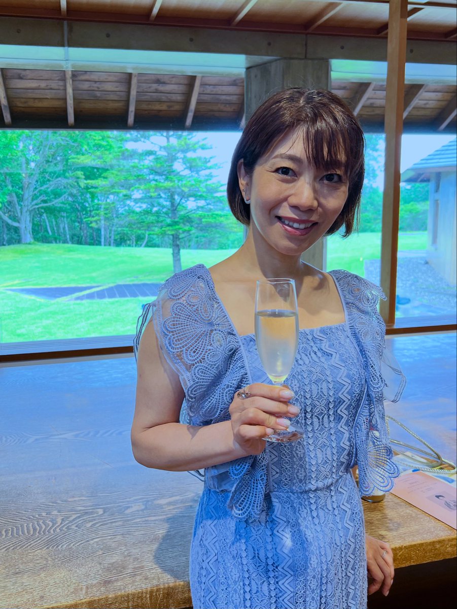 aikoyamazaki's tweet photo. 朝から空き家事業のお問い合わせ。

午後は、今月も八ヶ岳音楽堂へ。
昨日までの東京でのジュエリーのお仕事とは打って変わって、今日は大自然の中でゆったりリフレッシュ。

そして昨夜は２箇所の宿泊施設に合計10名さまのご宿泊。
ありがとうございます

#佐久市 #佐久穂町 #空き家活用 #移住 #宿泊 https://t.co/51nmlmj9Sb
