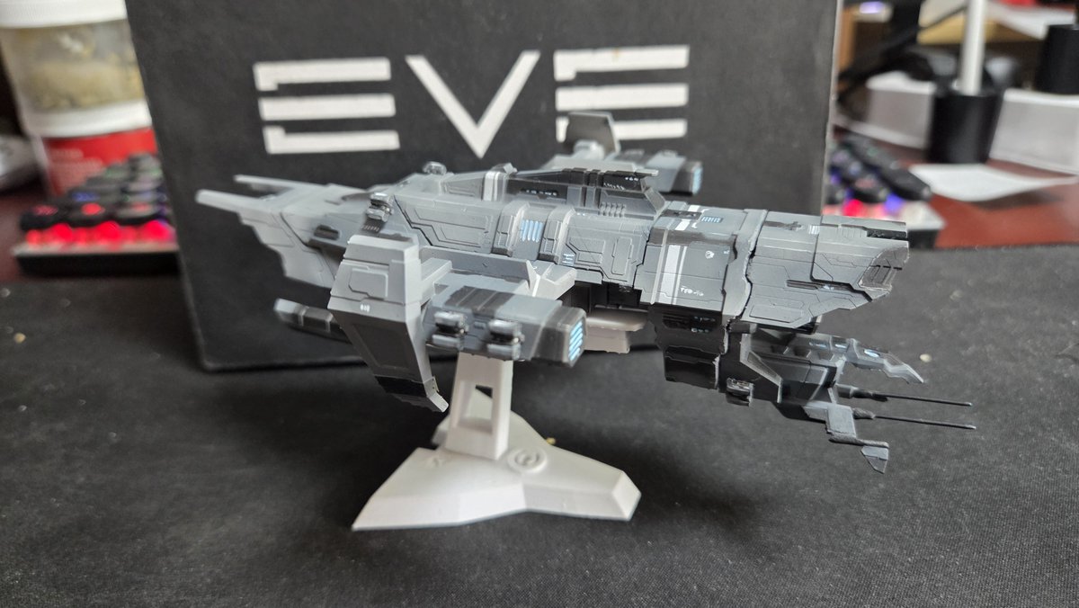 EveOnline's tweet photo. The Tengu, Loki, Legion, and Proteus are amongst the most versatile ships in game depending on how you configure them. Jamgu, 500mn Drone Proteus, HAM Legion, Logi-Loki - so many options! What is your favorite T3 & subsystem combo? 

Shoutout to CaldariNavyblue for sharing their home-made Tengu!