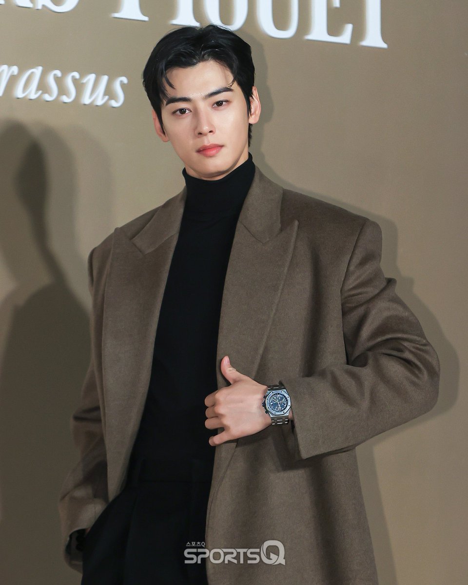 Priya_mitra_'s tweet photo. Dreaming of a future with an idol like Cha Eun-woo is a completely natural reaction to his immense talent and charm. However, obsessively projecting one's desires onto him through AI fabrications or aggressive shipping theories crosses the line into disrespect, ultimately harming the artist's personal well-being and career.The boundary between respectful admiration and toxic entitlement lies in understanding and respecting his humanity. 

Breaking down the reality of this dynamic highlights exactly why such behaviors are damaging the idol's image 💔💔

The Reality of Idol Relationships Humanity Over Fantasy: 
While fans naturally romanticize his public persona, treating him as a fictional property strips away his dignity. True affection means supporting an artist’s happiness rather than forcing them into an artificial narrative.

The Cost of Obsession: 
Engaging in extreme behaviors, such as editing AI-generated images to fake marriages or families, does not validate a connection. Instead, it creates an environment where boundaries are violated.

Impact of "Shipping": 😠😡 Elaborate, unconfirmed dating rumors and fan theories are often constructed for personal validation. They ignore the reality of what the idol truly feels or wants in his personal life.

The Consequences of Disrespectful BehaviorMental and Physical Toll: Unwarranted speculation and aggressive parasocial behavior place immense psychological pressure on celebrities. It can lead to severe stress and negatively impact their personal lives.

Career Harm: Pushing false narratives can overshadow an artist's professional achievements. It distracts the public from his hard work and dedications as an actor and musician.True fans prioritize the artist's mental health, boundaries, and career. Respecting an idol means cherishing their talent while allowing them the space to live their life authentically.

I truly wholeheartedly immensely respect you and love you EunWoo.....
🙏🥹💯🫶🫂💘💘💘💘
💞💞💞💞💞💞💞💞💞💞💞💞

@CHAEUNWOO_offcl
#Alwayswithyou ♥️♥️
#CHAEUNWOO