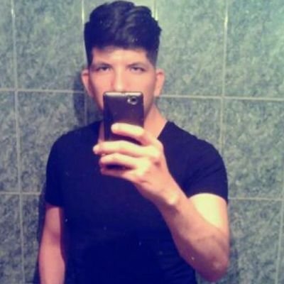 matiiniicolas's tweet photo. @Max86469752 @MartinDandach Amigo con esas orejas y esa cara de salame como que mucho igual no podés decir. Anda a ver si podes recuperar Texas y todo el territorio que entregaste abierto de nalgas. País microbio https://t.co/kpIlETMt9y