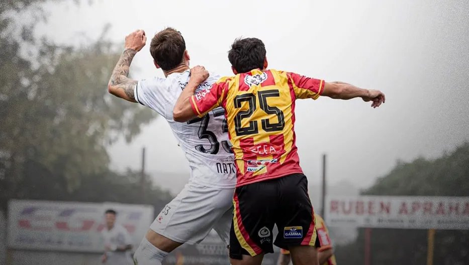 juanlp40's tweet photo. #LigaUruguaya #TorneoIntermedio #Fecha6 Res Finales: #Progreso 1(Agustín Ocampo -p-) - #DeportivoMaldonado 0, #Peñarol 3(Eduardo Darías, Lucas Ferreira, Franco Romero) - #BostonRiver 0 https://t.co/XDsRUxnN6f