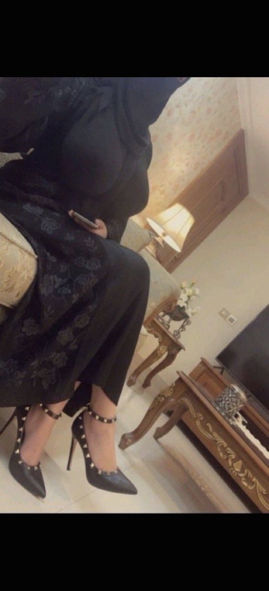 cvw0yk's tweet photo. لو  تفتخر اكون اختك تابعني وتعال خاص اخوي رجال البيت 💋🙈🔥
#ديوت_بدويٌّْ 
#معصيتّيَ_رِحّتِي https://t.co/d7rFntJBRw