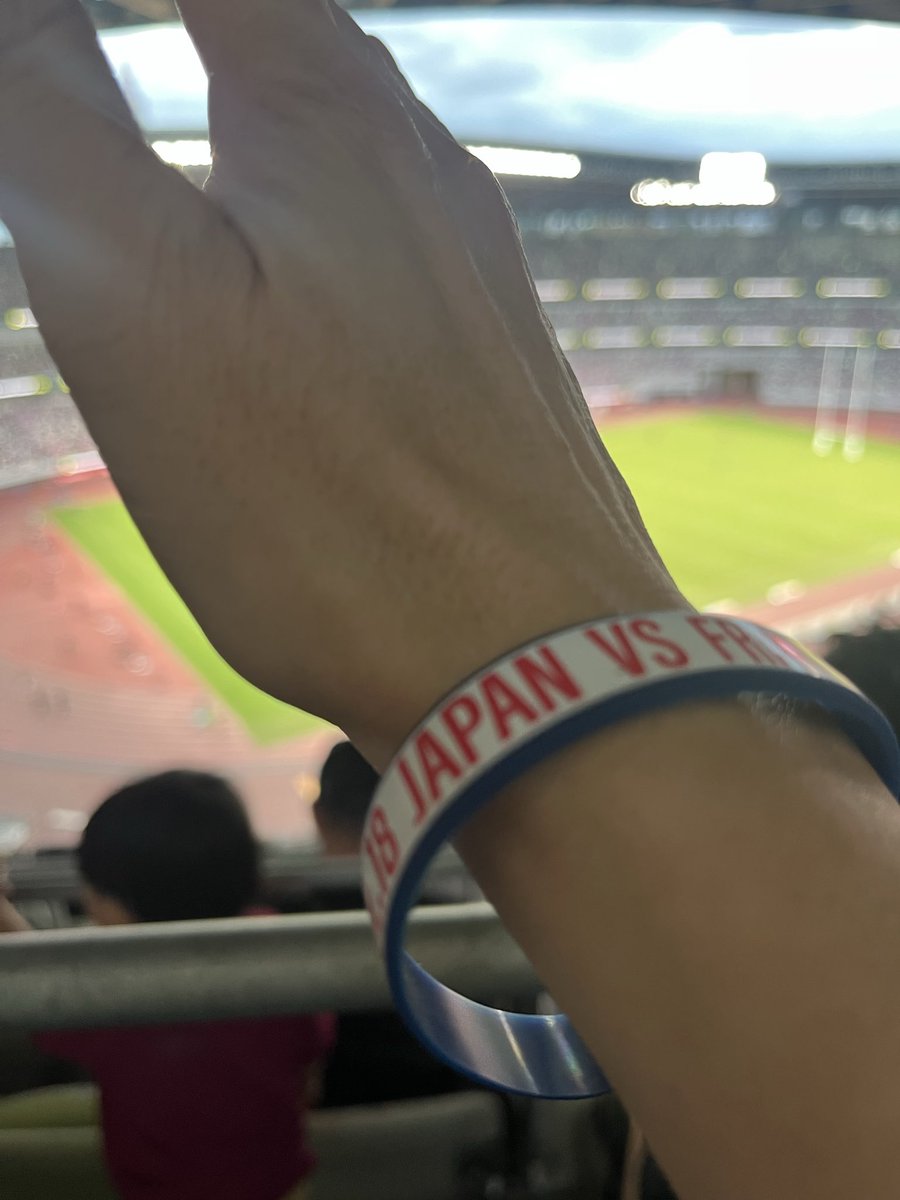 ojyou6366's tweet photo. ラグビーのネーションズチャンピオンシップ見に行って来ました❣️
フランス対日本で日本は残念だったけど最後まで熱い試合で頑張りました😭
初めて世界と戦うの見れて楽しかったよ💕
#日本ラグビー #MUFGスタジアム #ラグビー日本代表 #リーチマイケル https://t.co/LRnjkgyVke