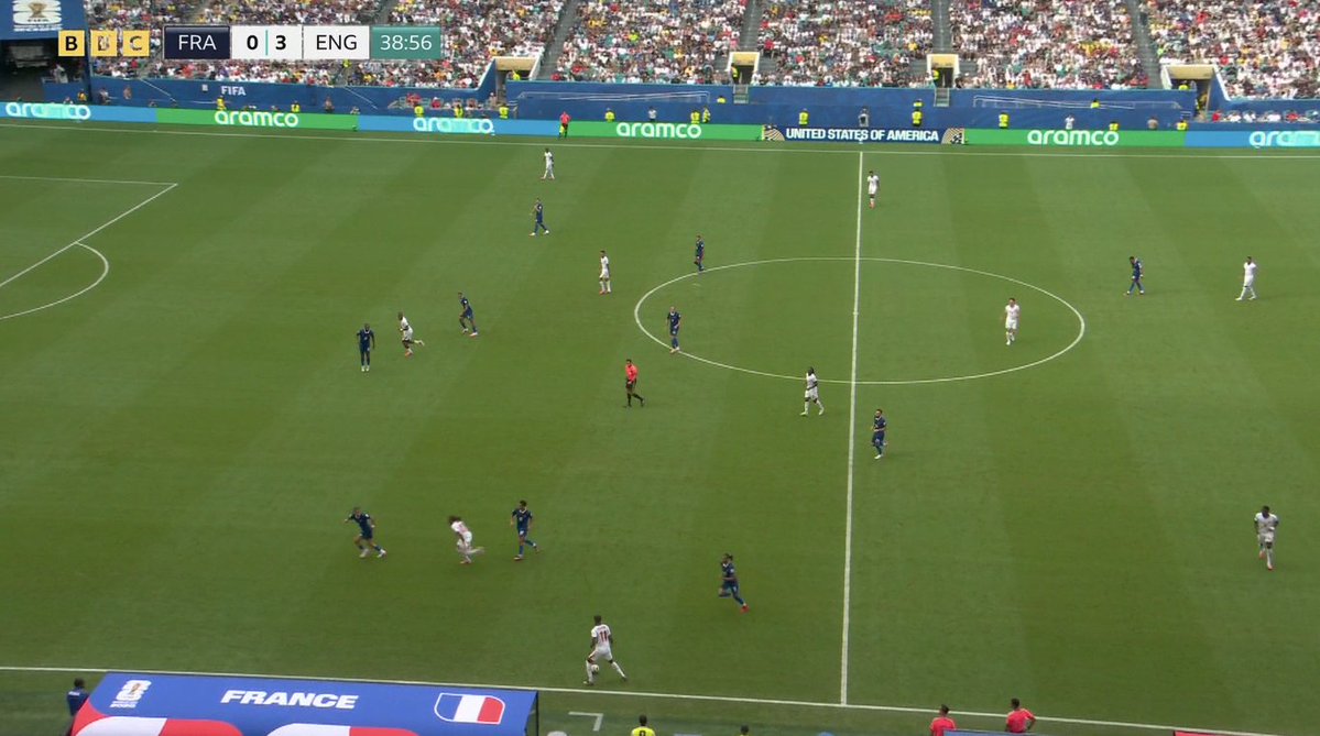 TouchlineX's tweet photo. 📸 - WHY DID ENGLAND NOT PLAY LIKE THIS VS ARGENTINA!

WHY DID THEY DEFEND WITH 11 MEN WHEN THEY TOOK A 1-0 LEAD!

THAT'S WHAT ENGLAND FANS WILL BE THINKING NOW! https://t.co/ujBf42a28X