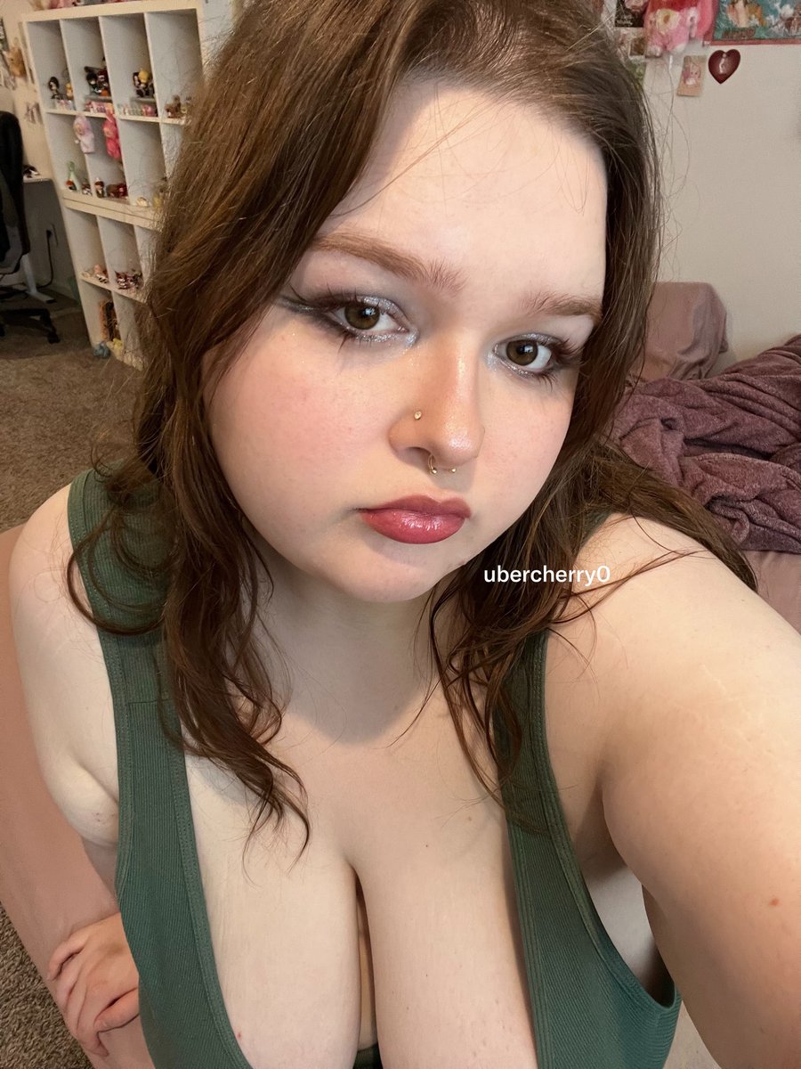 ubercherry0 tweet picture