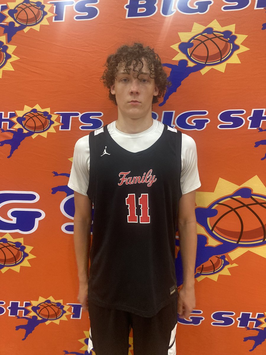 BigShotsGlobal's tweet photo. #BIGSHOTS #CHARLOTTELIVE 
17U 

Garner Road 78
Bryce West 27
Josh Smith 17

District 5ive 76
Aiden Horton 18
Camren Jordan 18 https://t.co/l2pOPYEShJ