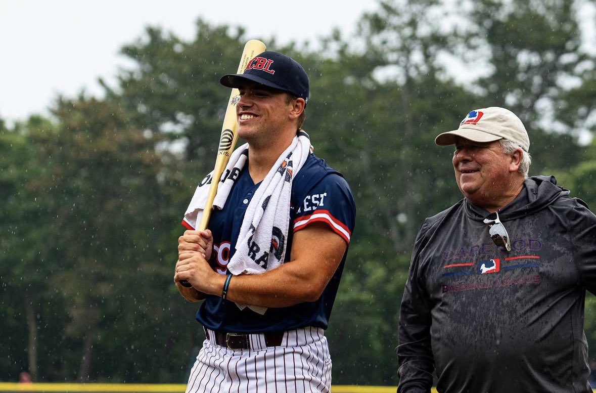 CotuitKettleers's tweet photo. Brady Christman is your 2026 Home Run Contest CHAMPION 🚀 https://t.co/8c0YXDp2hZ