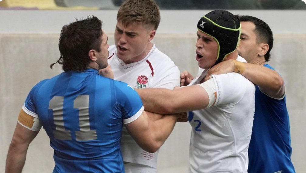 OliDugmore's tweet photo. Small consolation, but England’s rugby team have just battered Argentina, who played in 1986 World Cup Maradona jerseys. 

Seven players sent to the sin bin, England prop Ellis Genge hitting the Enzo Fernandez celebration, stadium mostly dead silent. Thanks for coming lads 👍 https://t.co/ghFwe6ftdo