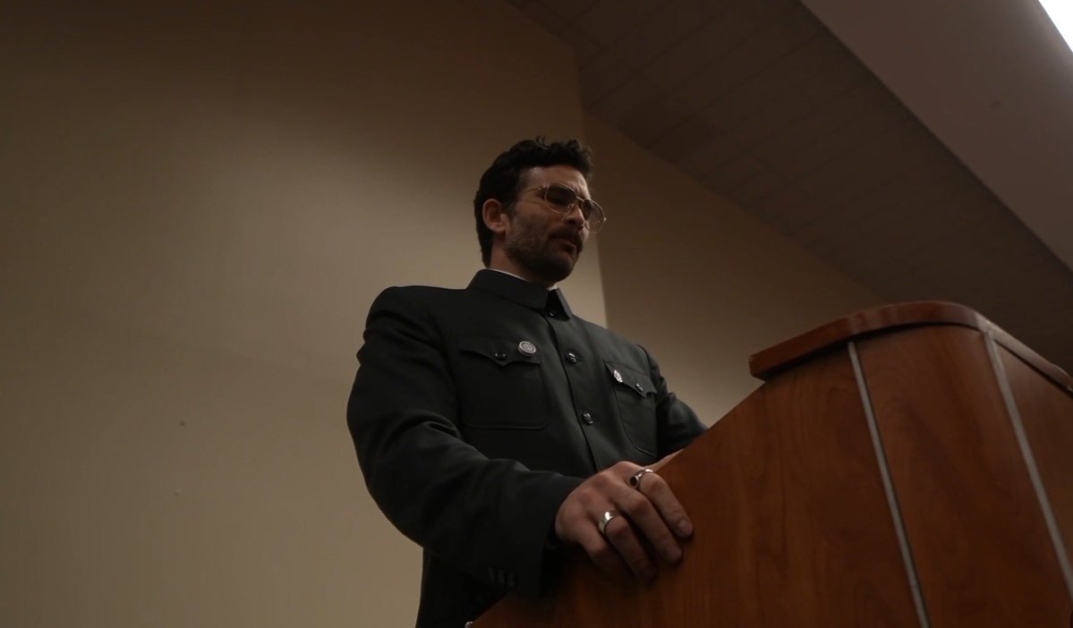 DevAmphibian's tweet photo. @CollegeDems You invited a terrorist apologist anti-liberal clown into an official @TheDemocrats event for him to show up cosplaying as Mao and get actual democrat content creators kicked out. https://t.co/m5ZxHQumke