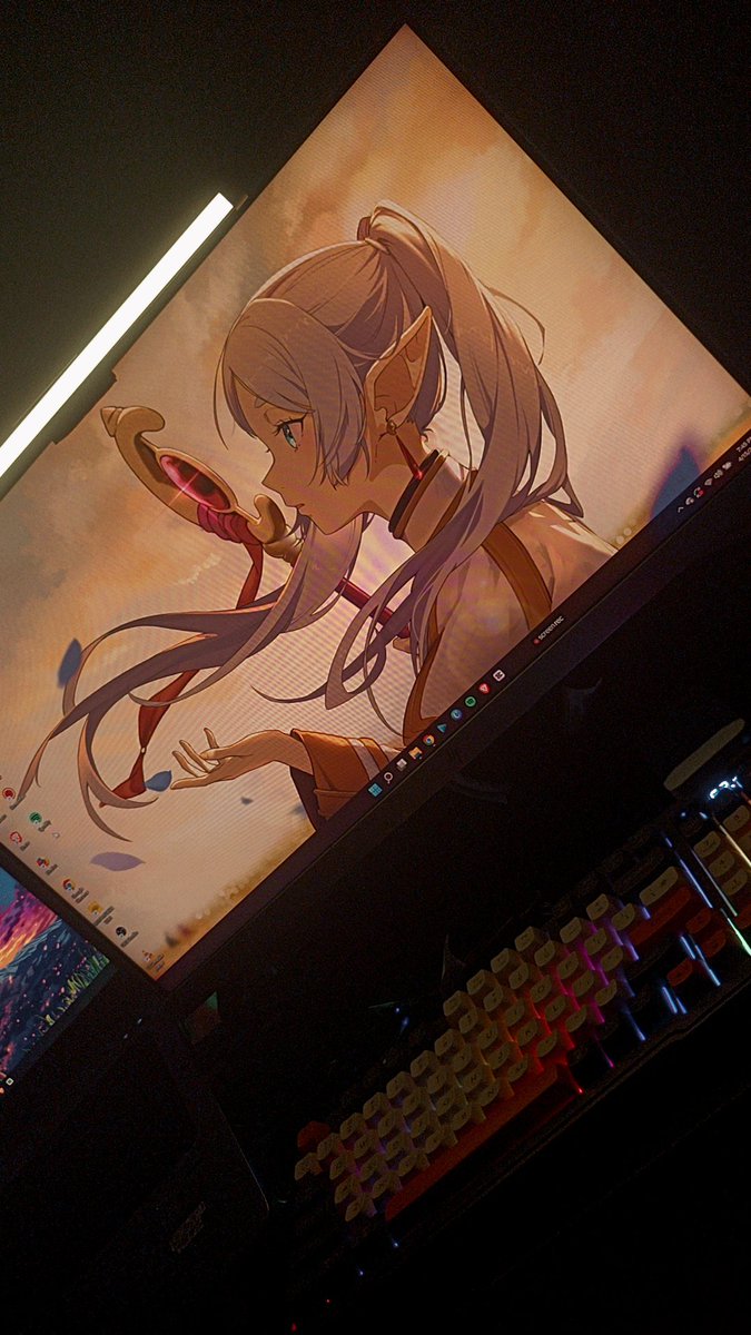 Yevnnefer's tweet photo. @desolah_ @thecreativexx I got this from temu though..
Everything minus the monitor https://t.co/W0CkMrybRn