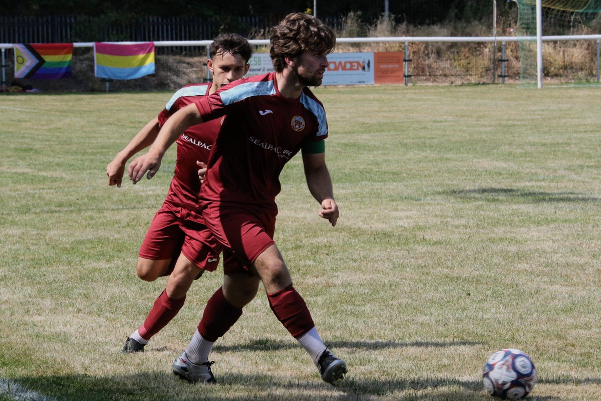 si_cook_65's tweet photo. A few from todays pre season friendly and local derby game which saw @CheadleTownFC beat @CheadleNomads 3-0.
More images at :
https://t.co/0Z6ltIqVyY https://t.co/JU7Lr8tq1C