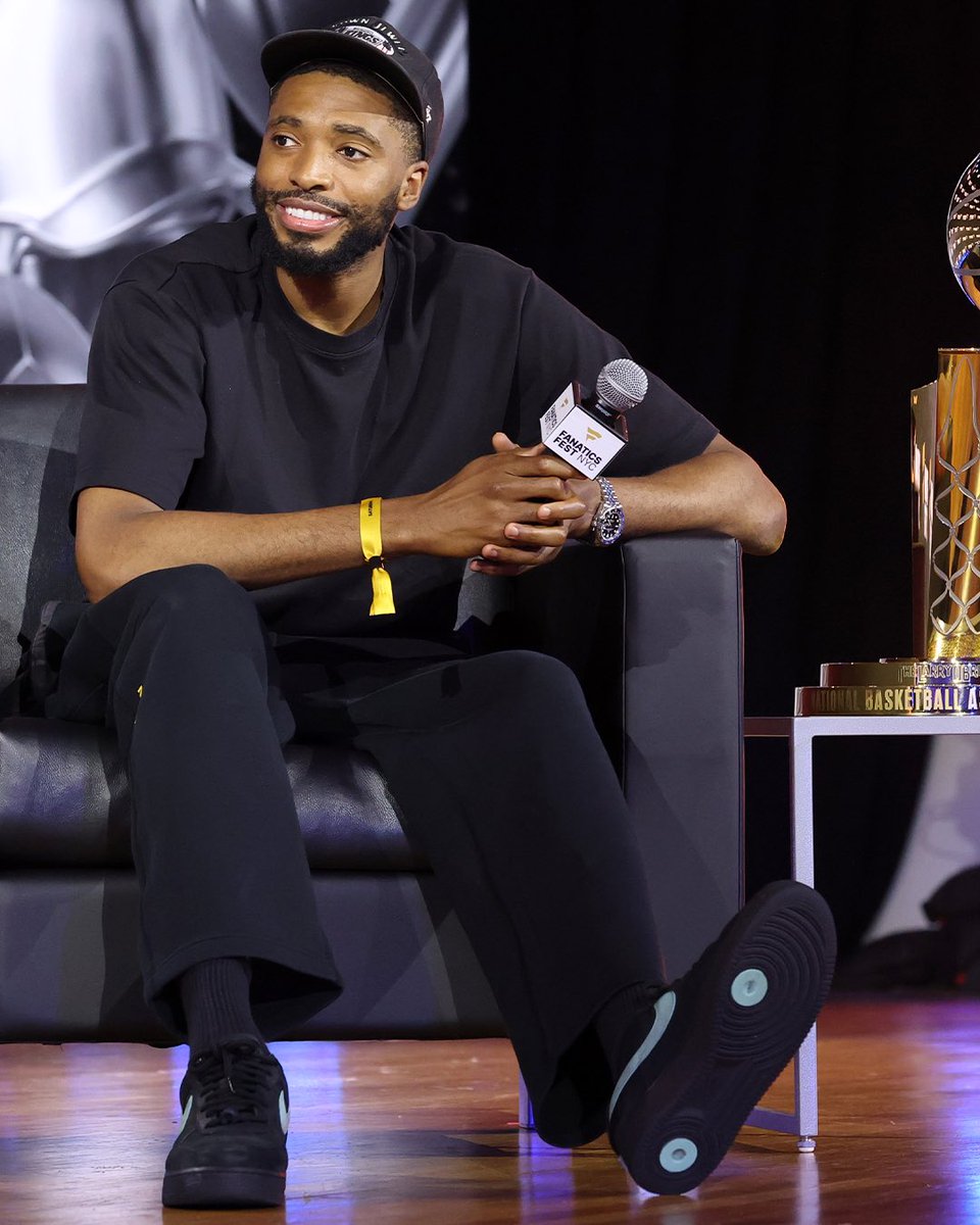 Complex Sneakers tweet media