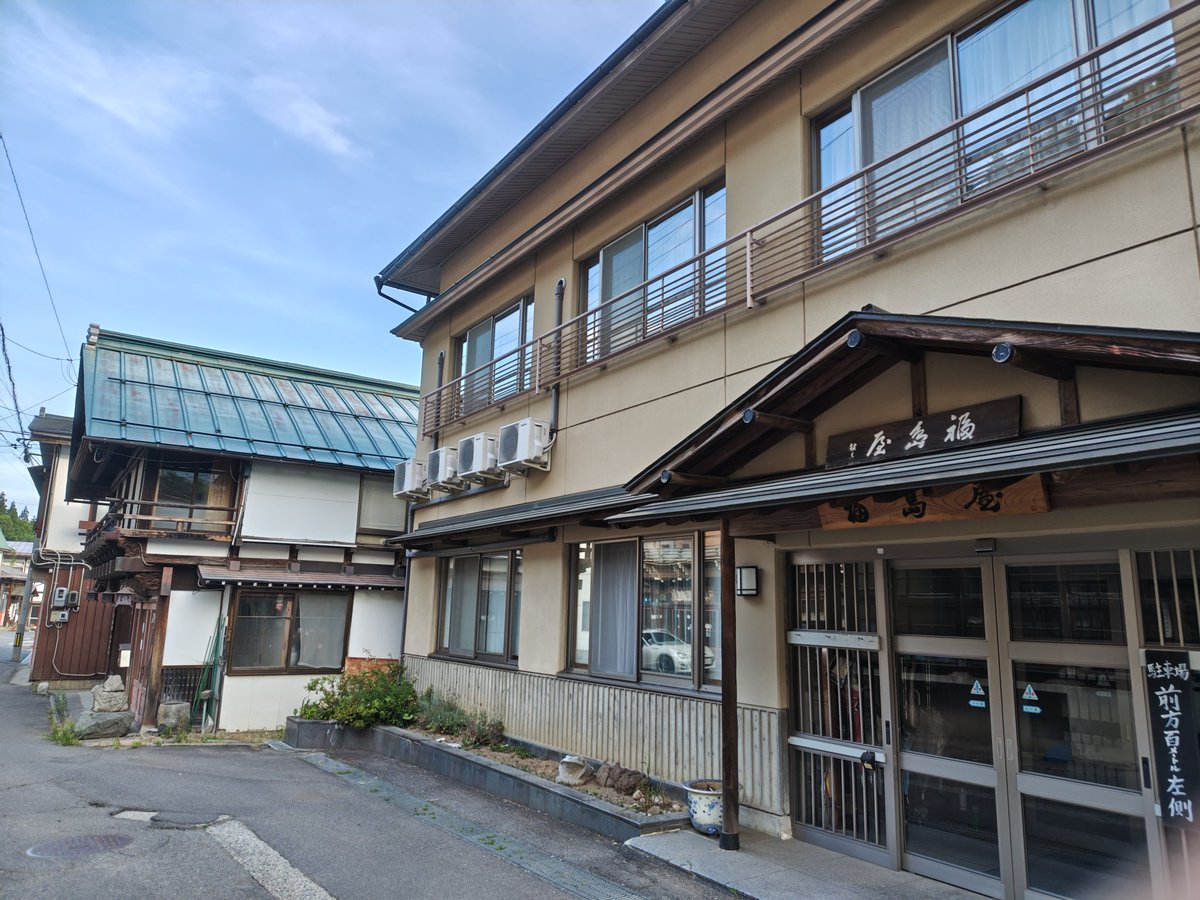 okapiii106's tweet photo. おはようございます　2026/7/19(日)
朝6時の長野県山ノ内町の角間温泉♨️です
朝の外湯
大の湯、滝の湯、新田の湯
三湯めぐり湯
気持ち良か〜 https://t.co/NwNKrWlLOn