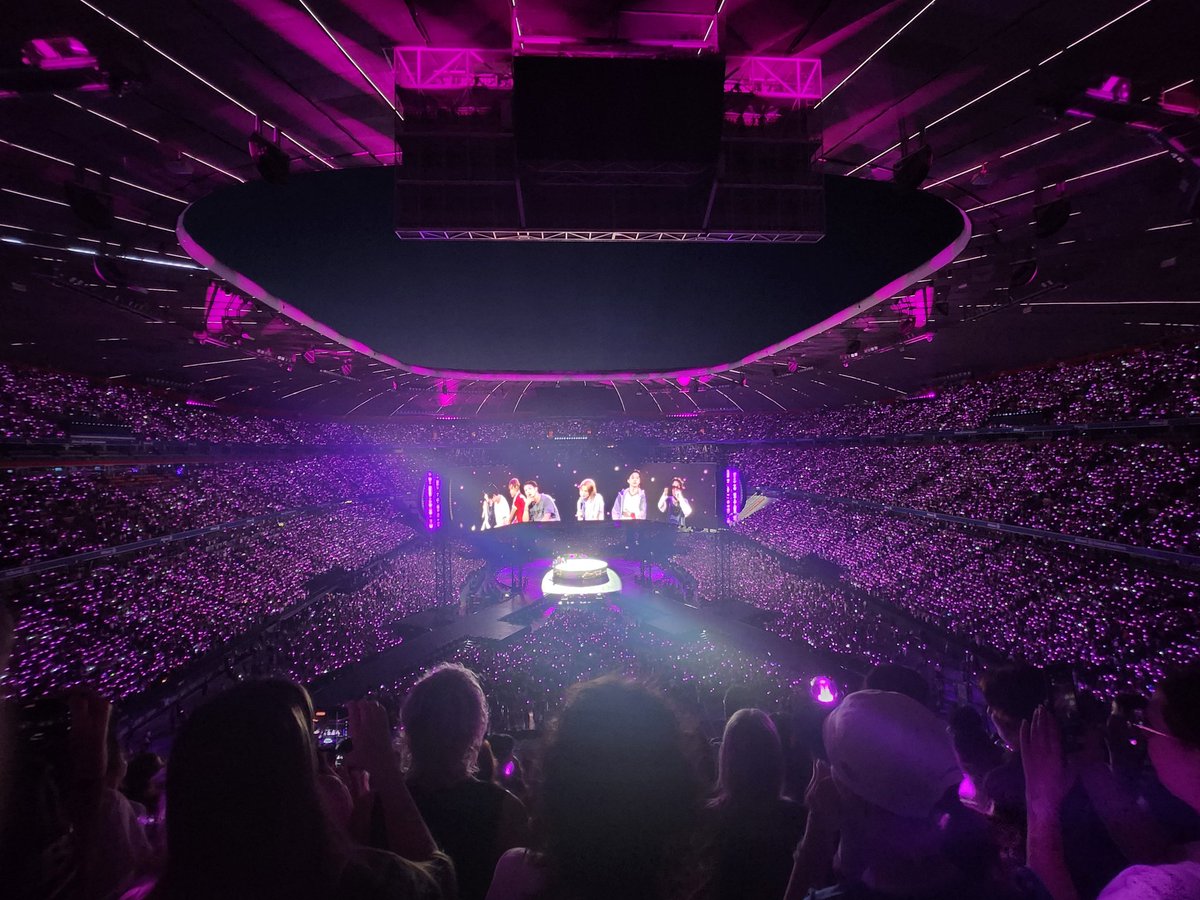 cypherluscious's tweet photo. European ARMY, can we all agree that  this is the best summer since 2019? And may there be many more European Bangtan summers to come! https://t.co/IXvB05Ge57