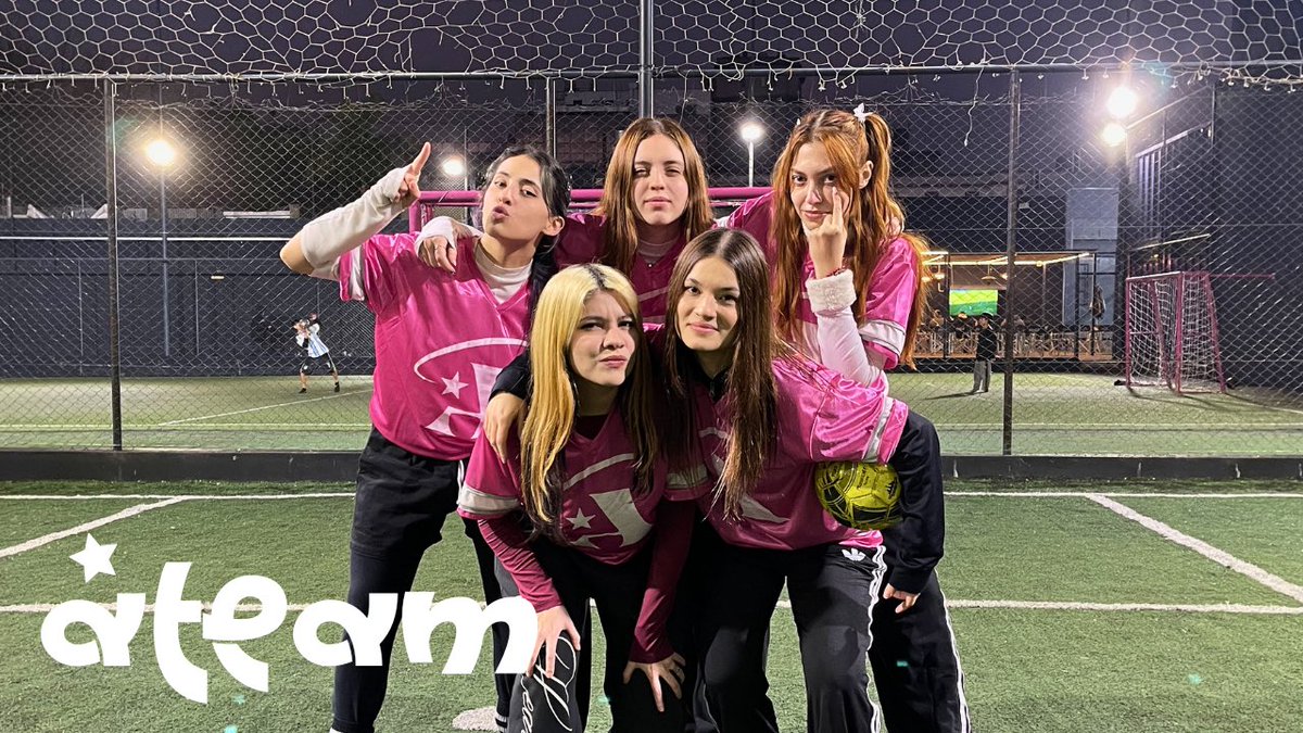 AdollzOficial's tweet photo. TENEMOS A - TEAM #9 FULBITO TIME💗
Hoy 21 hs #adollz 
https://t.co/DrPtgDOCEy https://t.co/KFFnTIXlWc