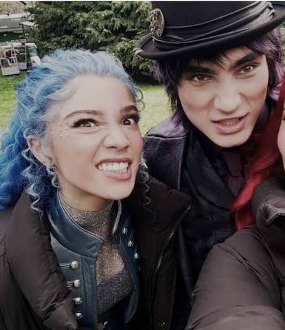 elisadefinw's tweet photo. @DisneyChannel You have one job! To make this two a couple in the next Descendants's movie! Pleaseeee... I need it. ππ
#chlax #descendantswickedwonderland ππ https://t.co/ydDt8t2BXo