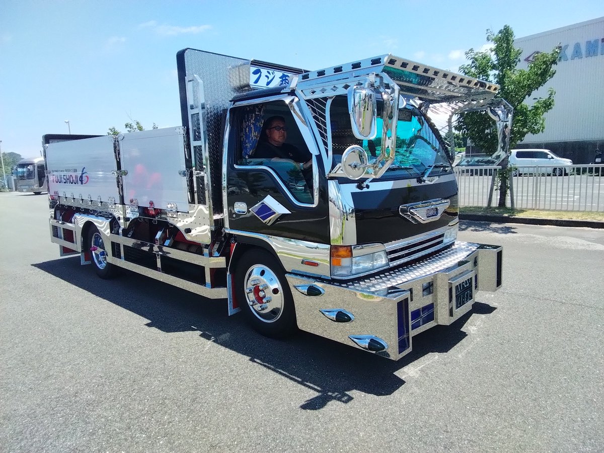 XZ2nJGJyhcBWhqW's tweet photo. 肥後アートクラブ15 https://t.co/g80ttgDLm2